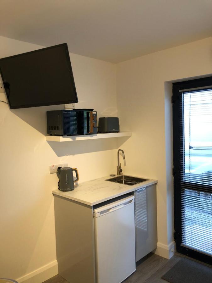Skellig Port Accommodation - 1 Studio Bed Apartment Portmagee Exterior photo